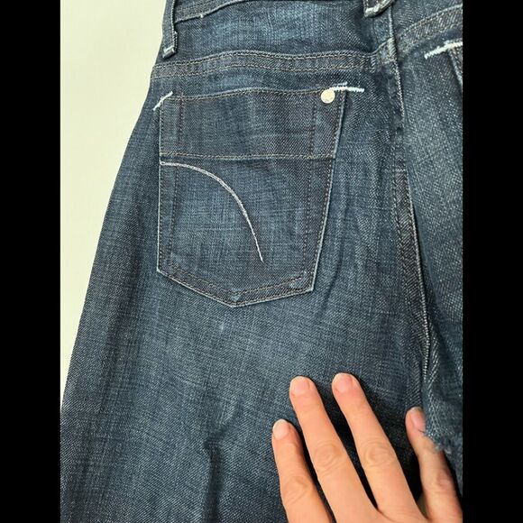 Joe’s blue jeans, fashionably ripped in the back, good condition, size 24 - Picture 7 of 9